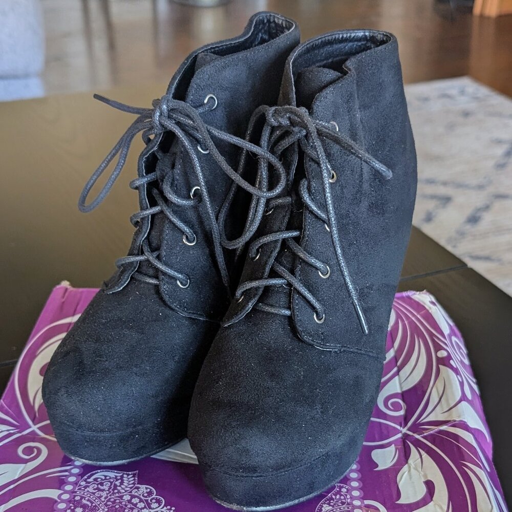 Women's Ankle Booties